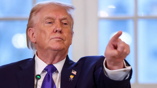 格陵兰风起云涌、日本债惨遭抛售 华尔街的宁静